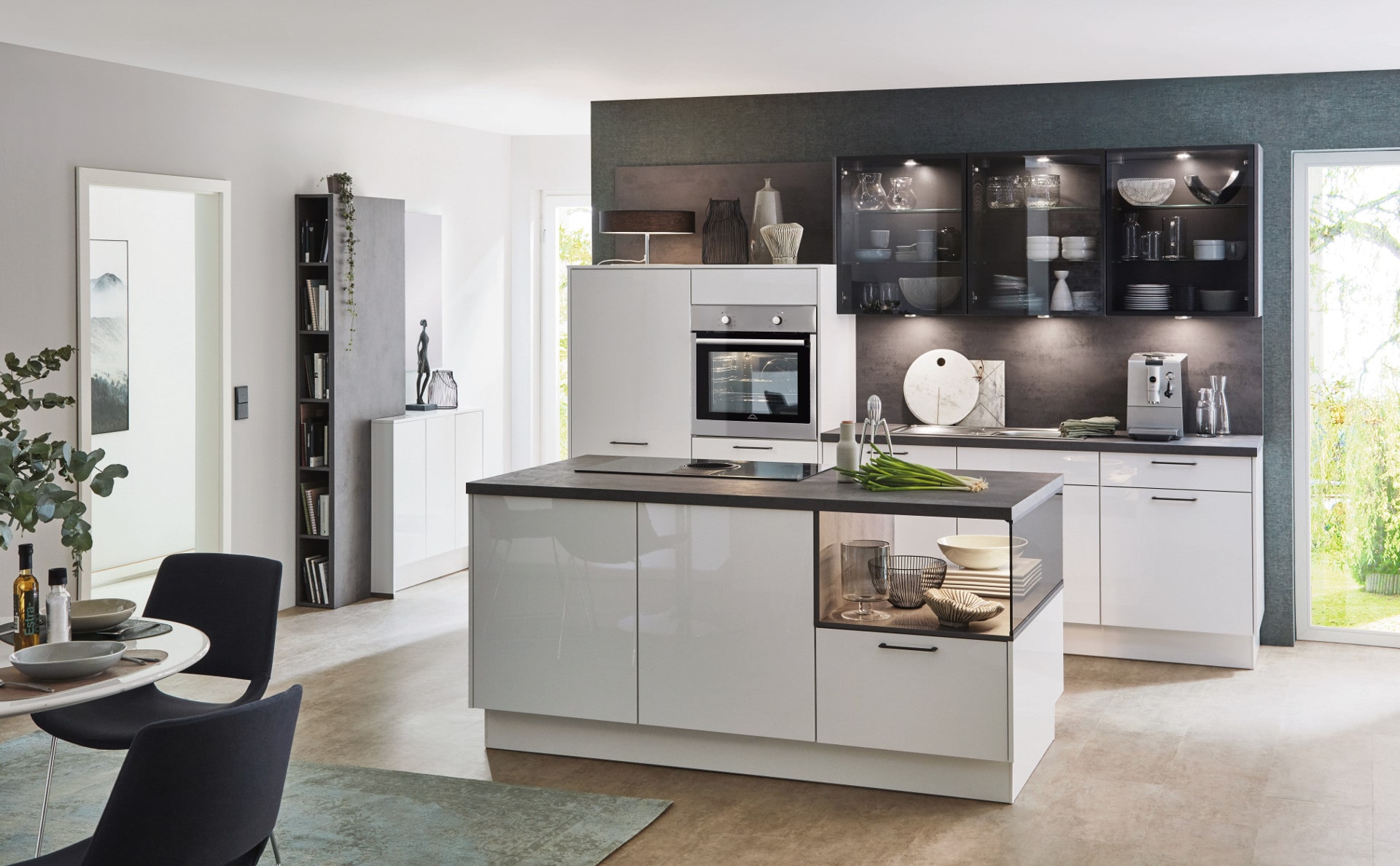 3_49725_19_Flash503_B703197-min