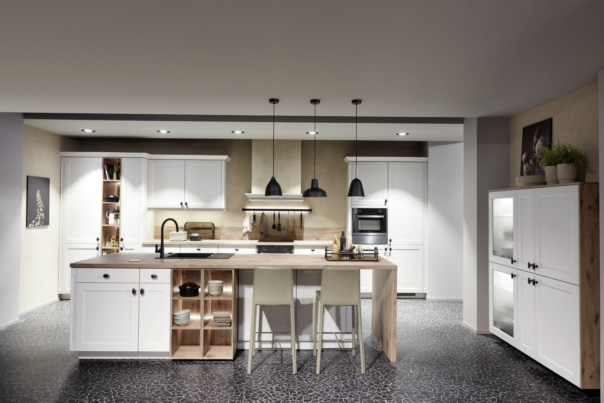 01_21_31153_22_Chalet_881_M