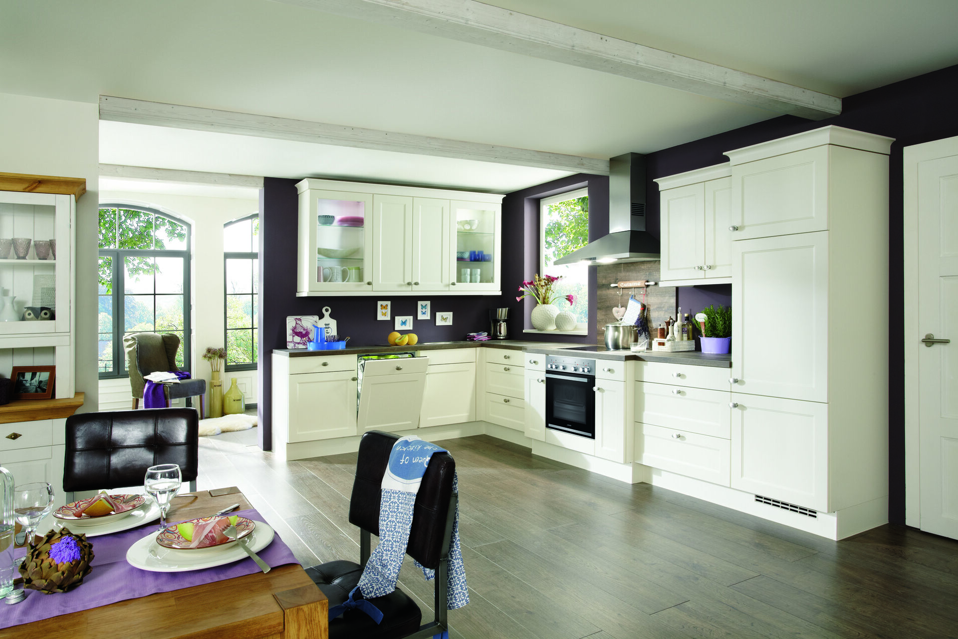 13686_13_Chalet883_B703337_MAIN