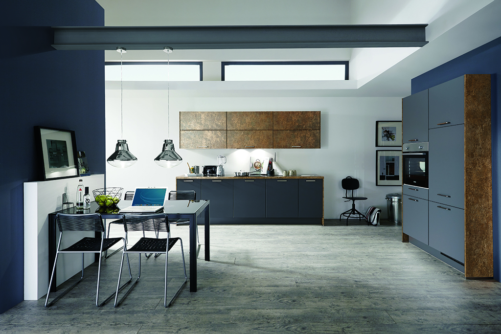 15036_16_Touch334_R1_B703171