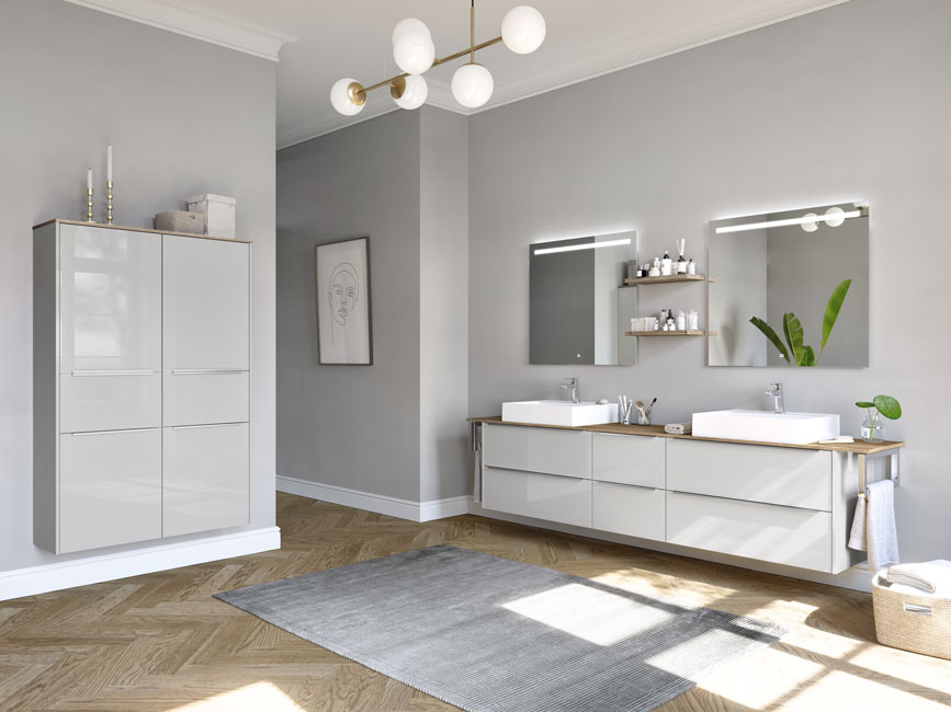 T3_063603_19_Flash819