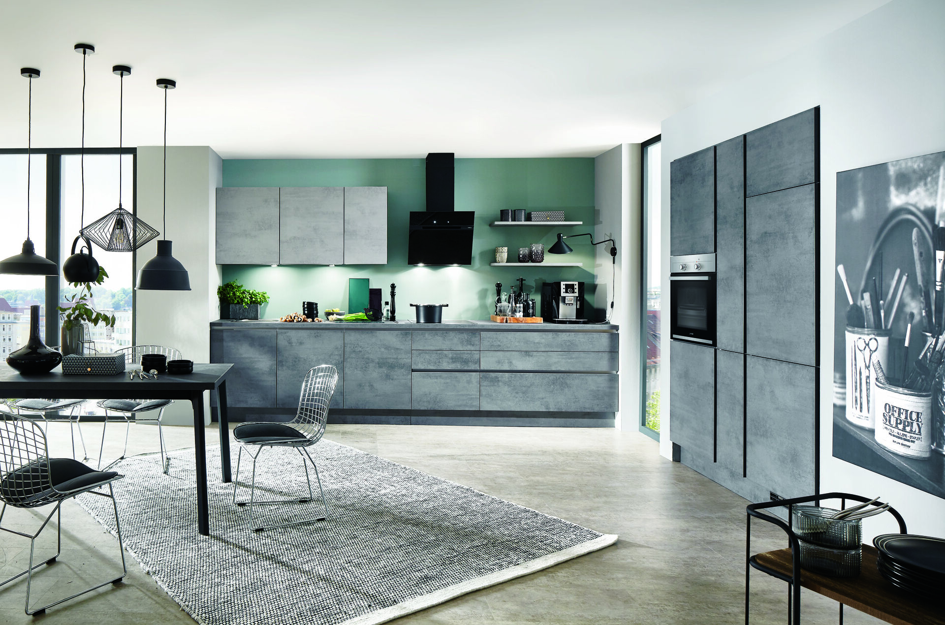 15561_17_Riva889_R1_B703127MAIN