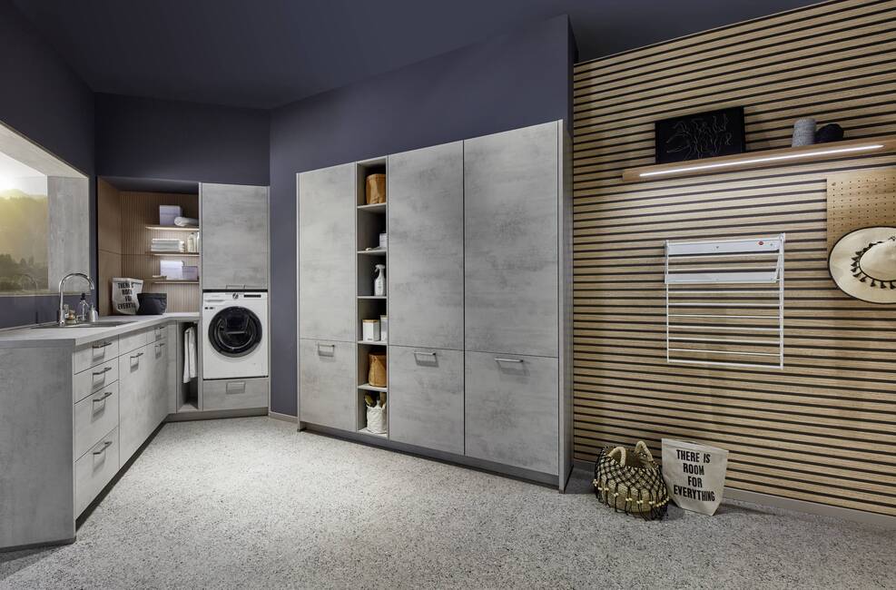 T03_08_31446_23_Riva_892_M