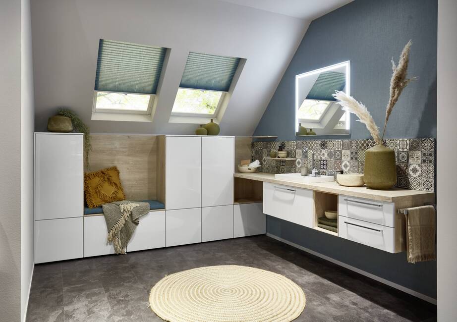 T03_40_31050_22_Lux_817_M